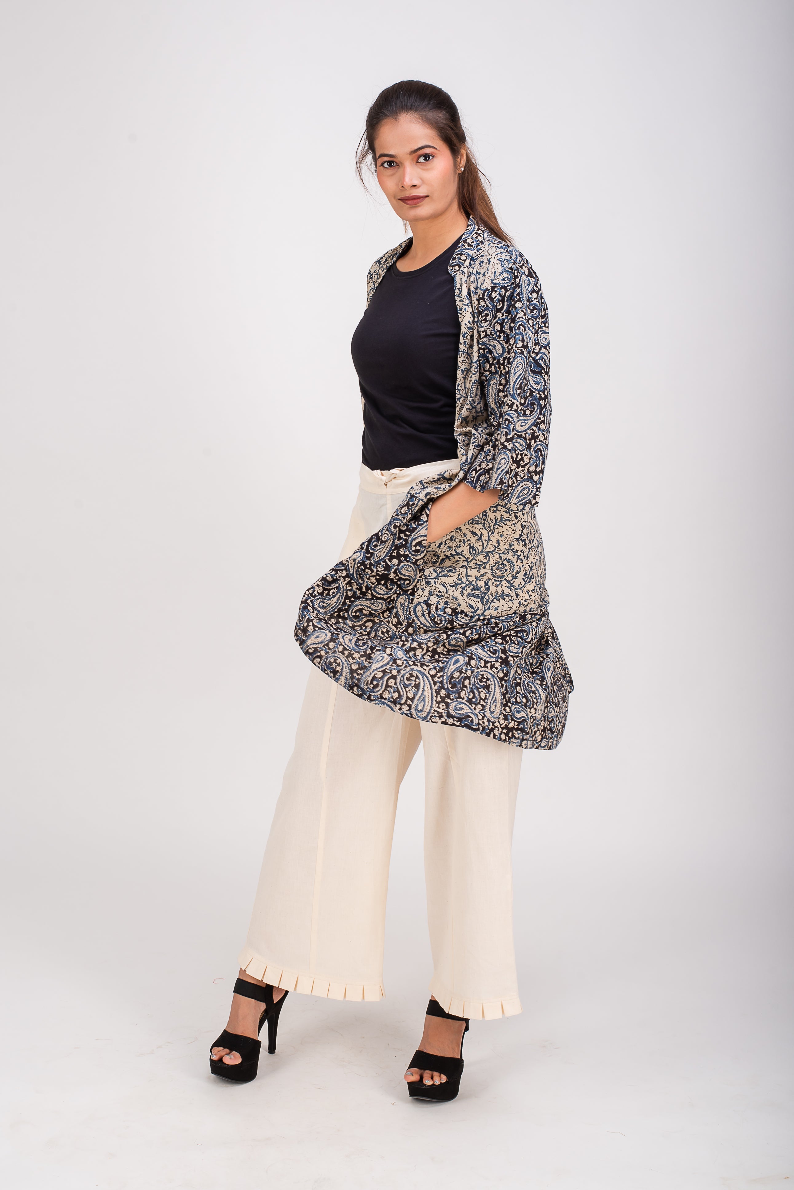 513- 153 Whitelotus "Kimono" Women's coat